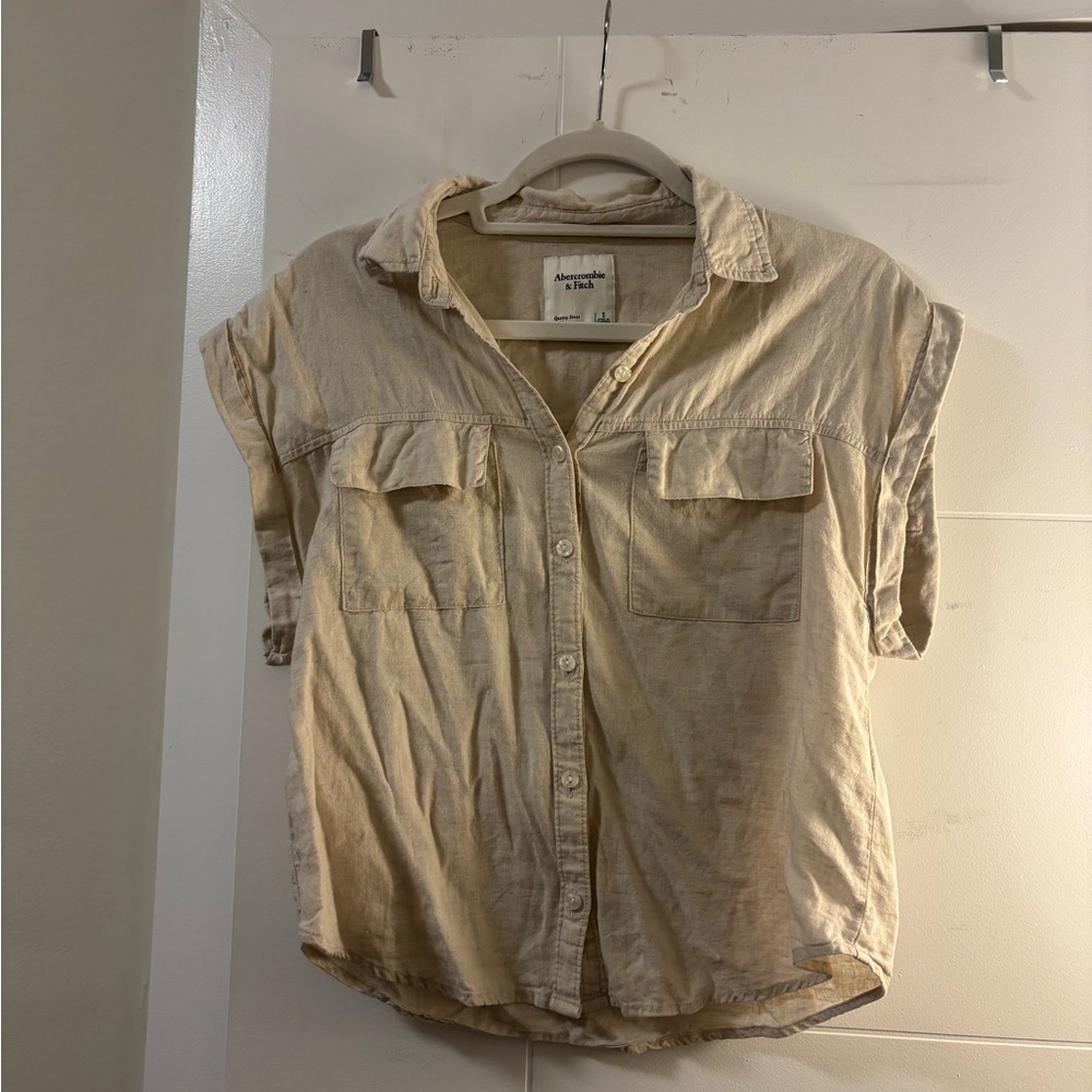 Abercrombie Casual Beige Button-Up Shirt